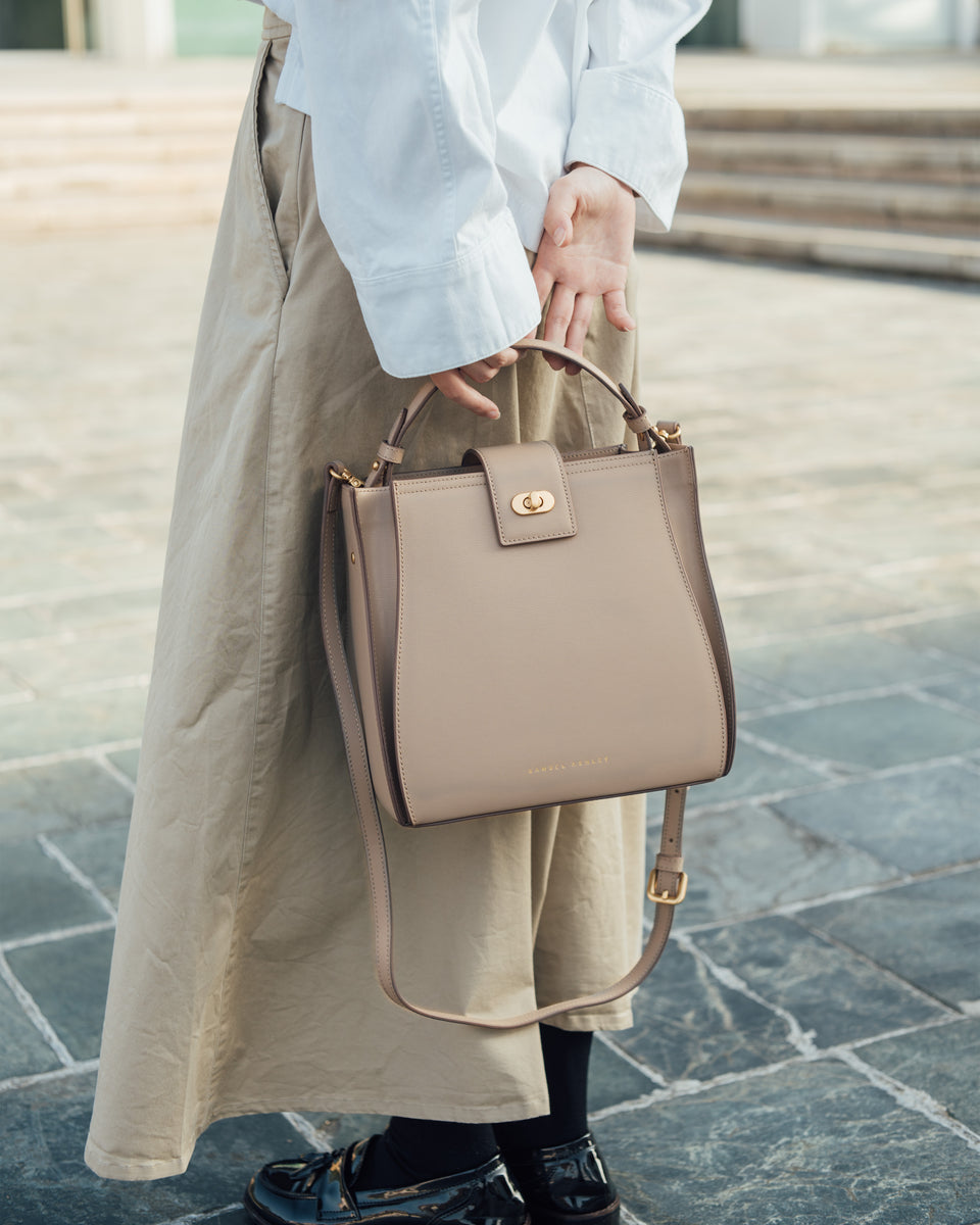 Pandora Box Leather Bag
