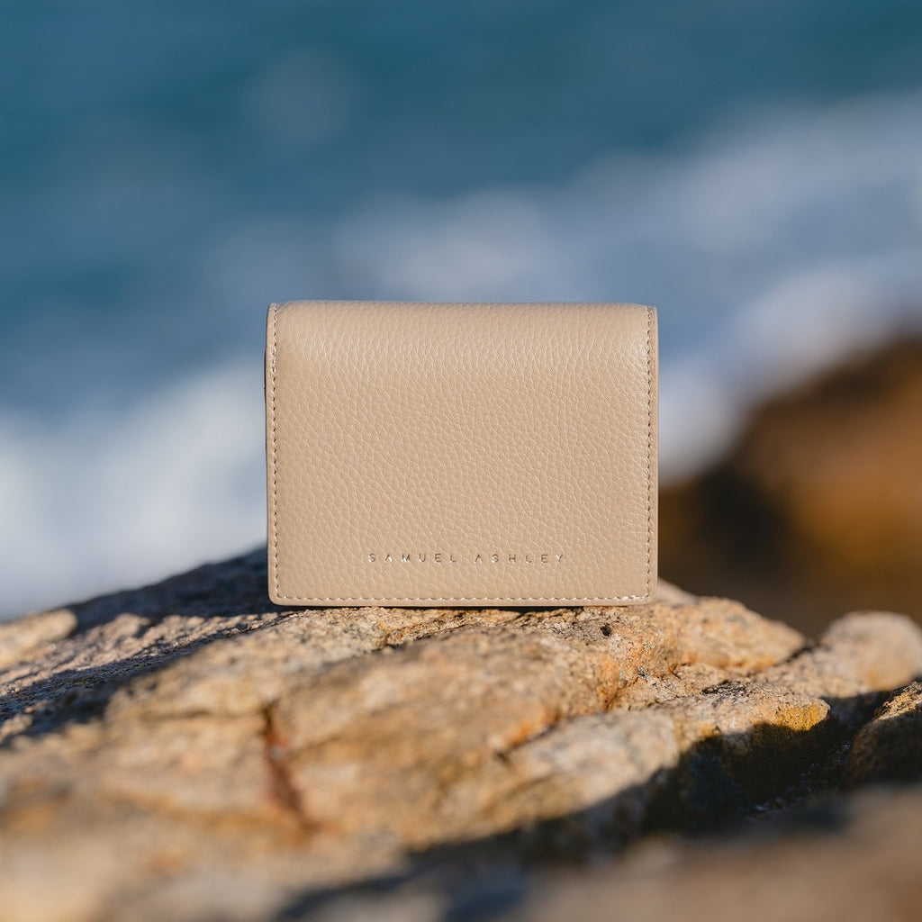 Lola Leather Bi-fold Wallet - Samuel Ashley