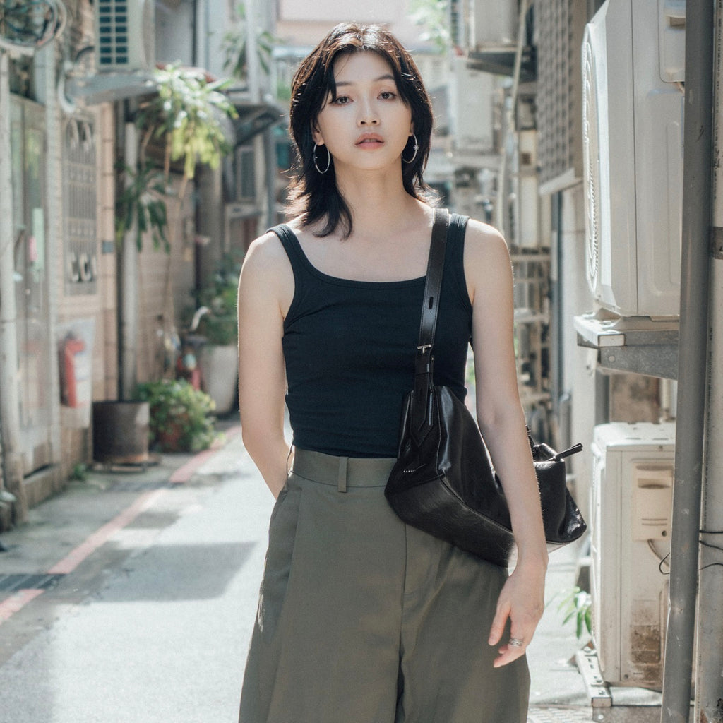 Samuel Ashley - Lumii Leather Shoulder Bag in black