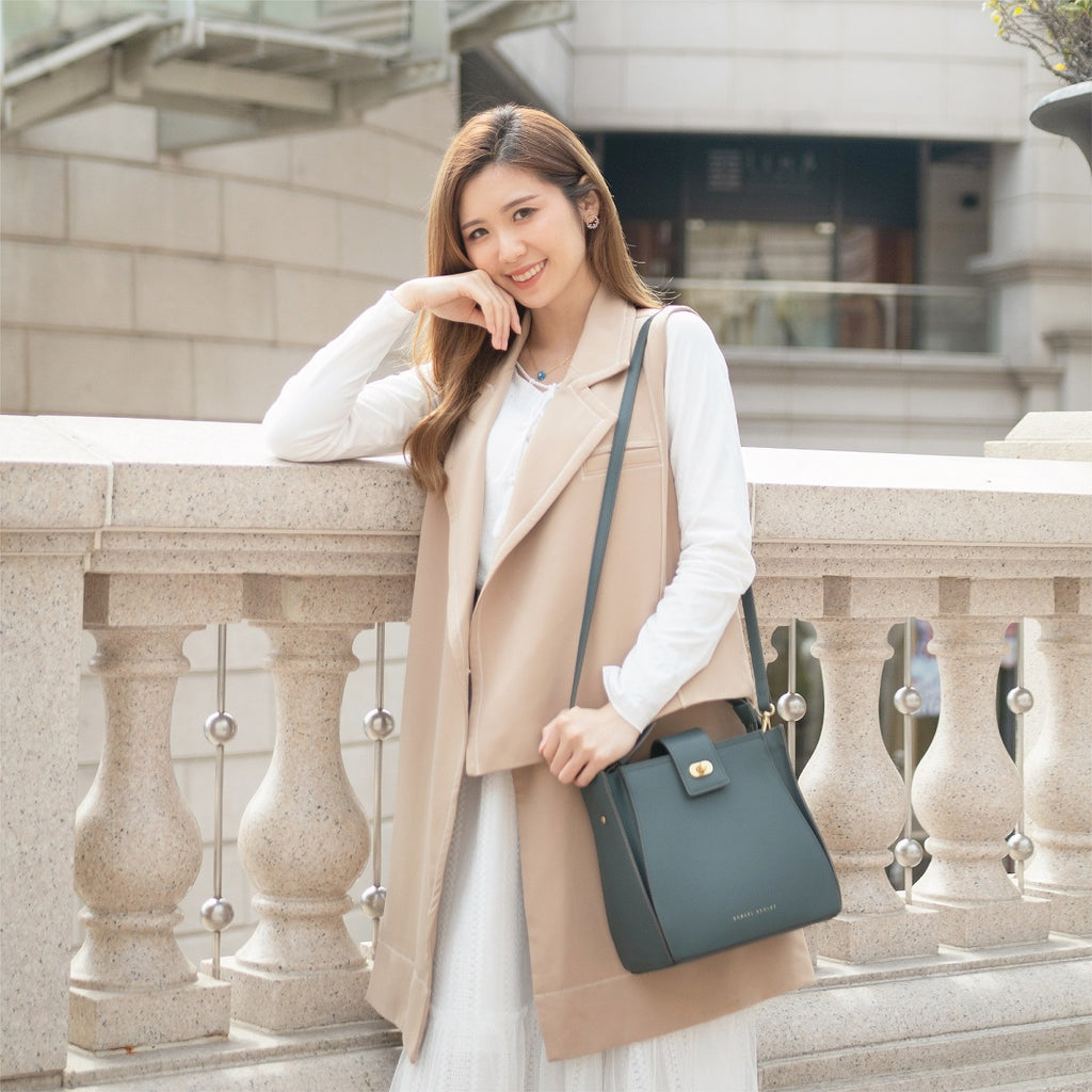 Athena Leather Bucket Bag - Samuel Ashley