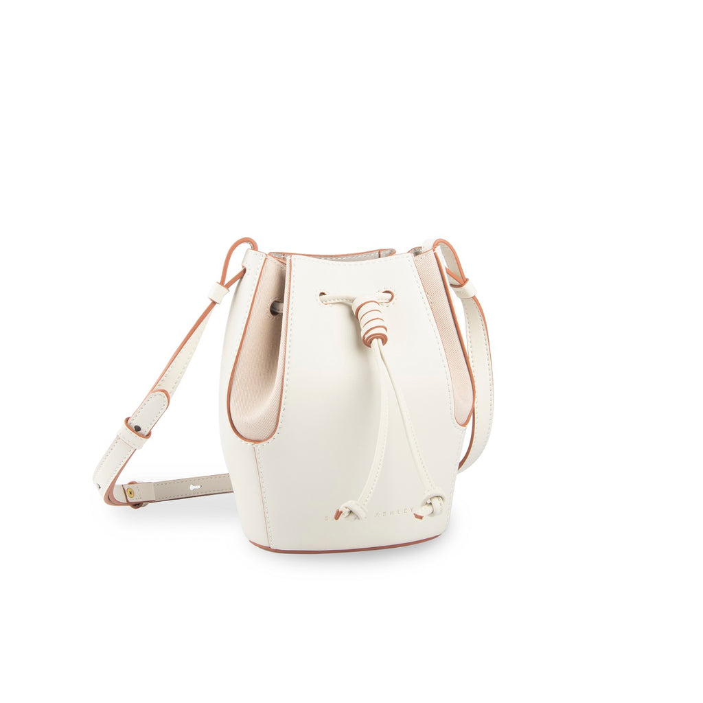 Samuel Ashley - Mini Chantal Drawstring Leather Bag in milk